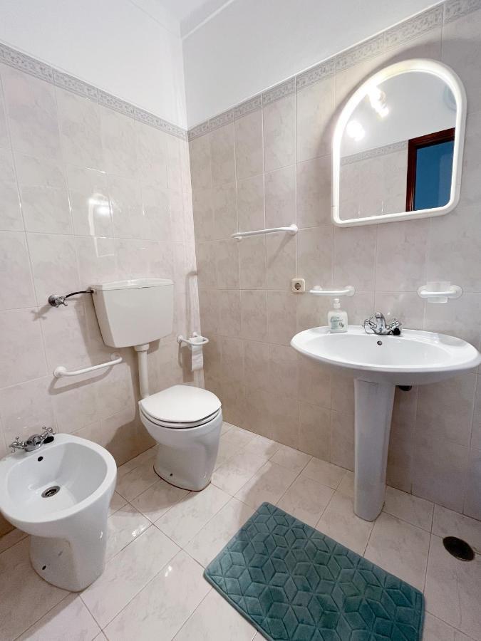 Charming Salema Lägenhet Exteriör bild